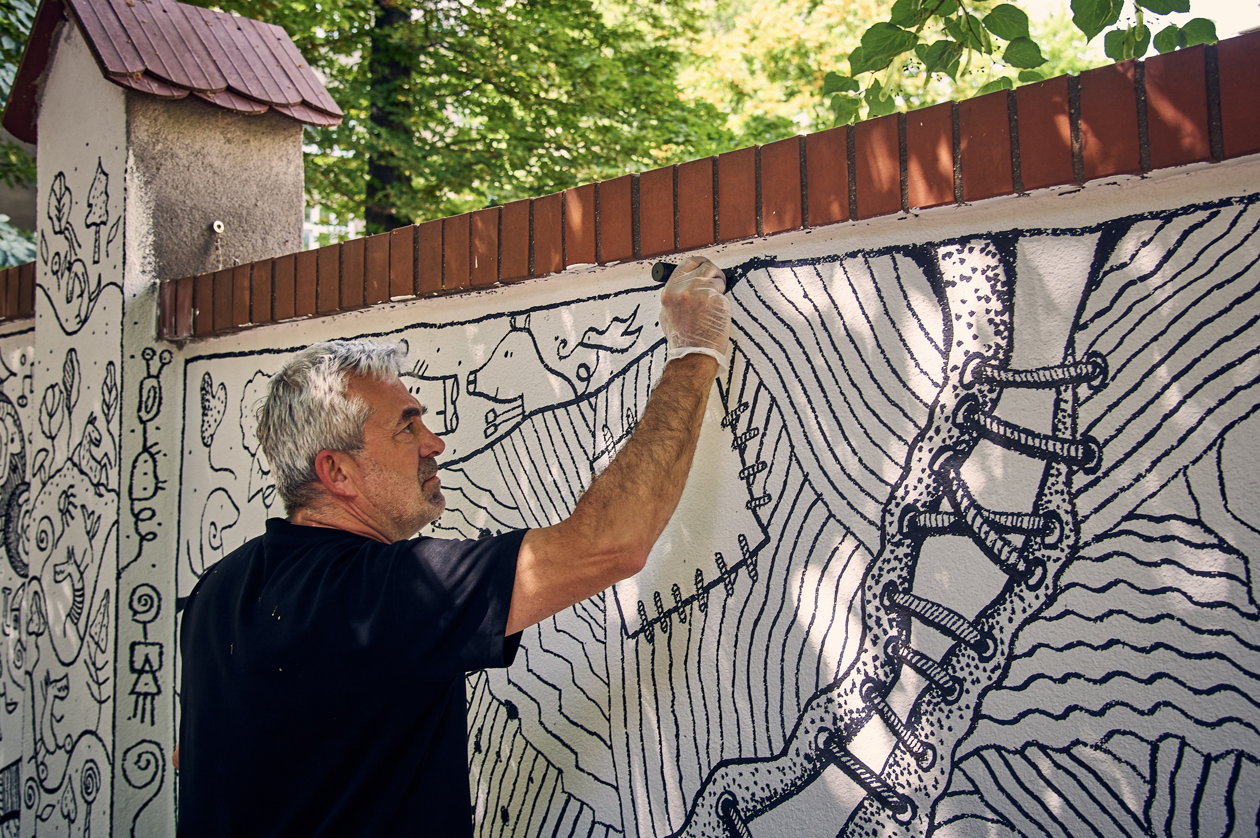 Fot. M. Buksa/ UM w Gliwicach Interwencja artystyczna na murach przy alei Przyjaźni