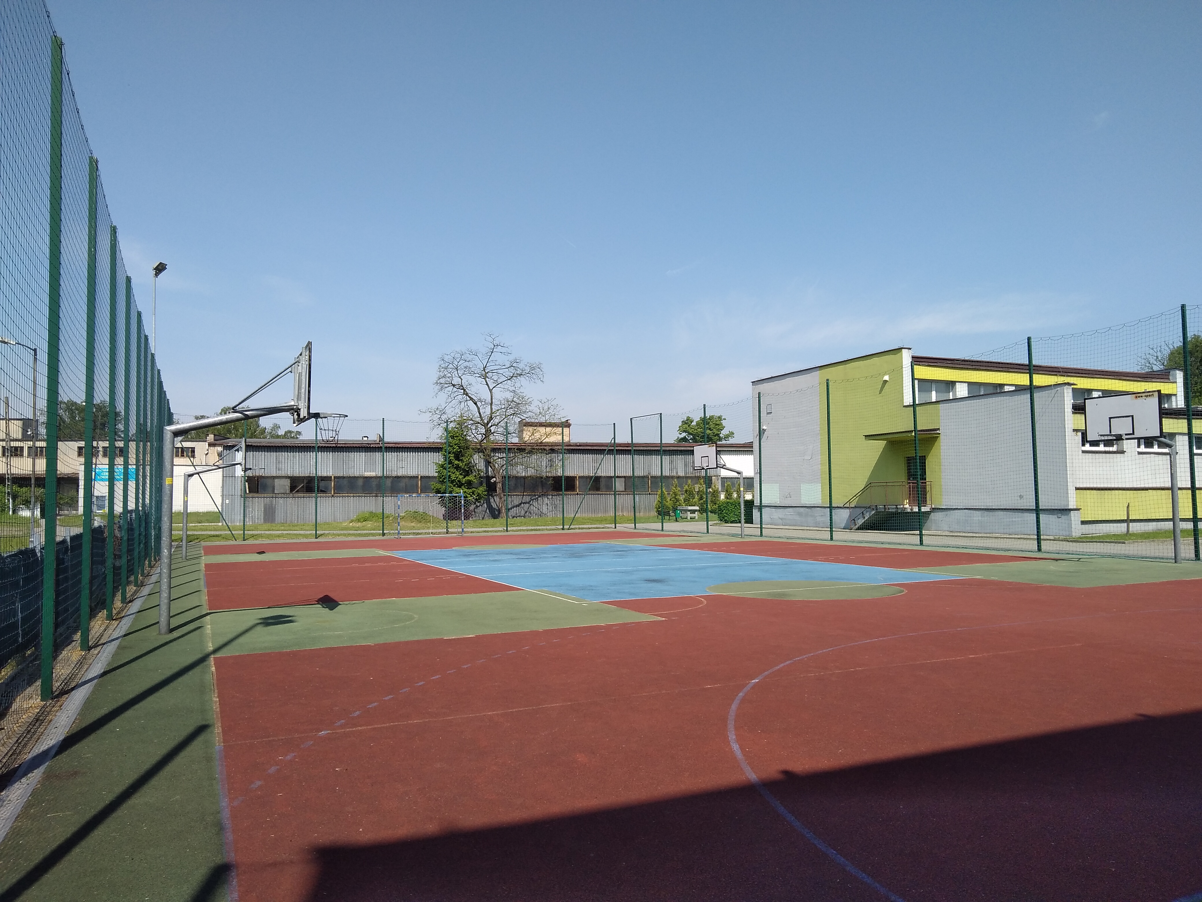 Boisko sportowe przy ZSP nr 6