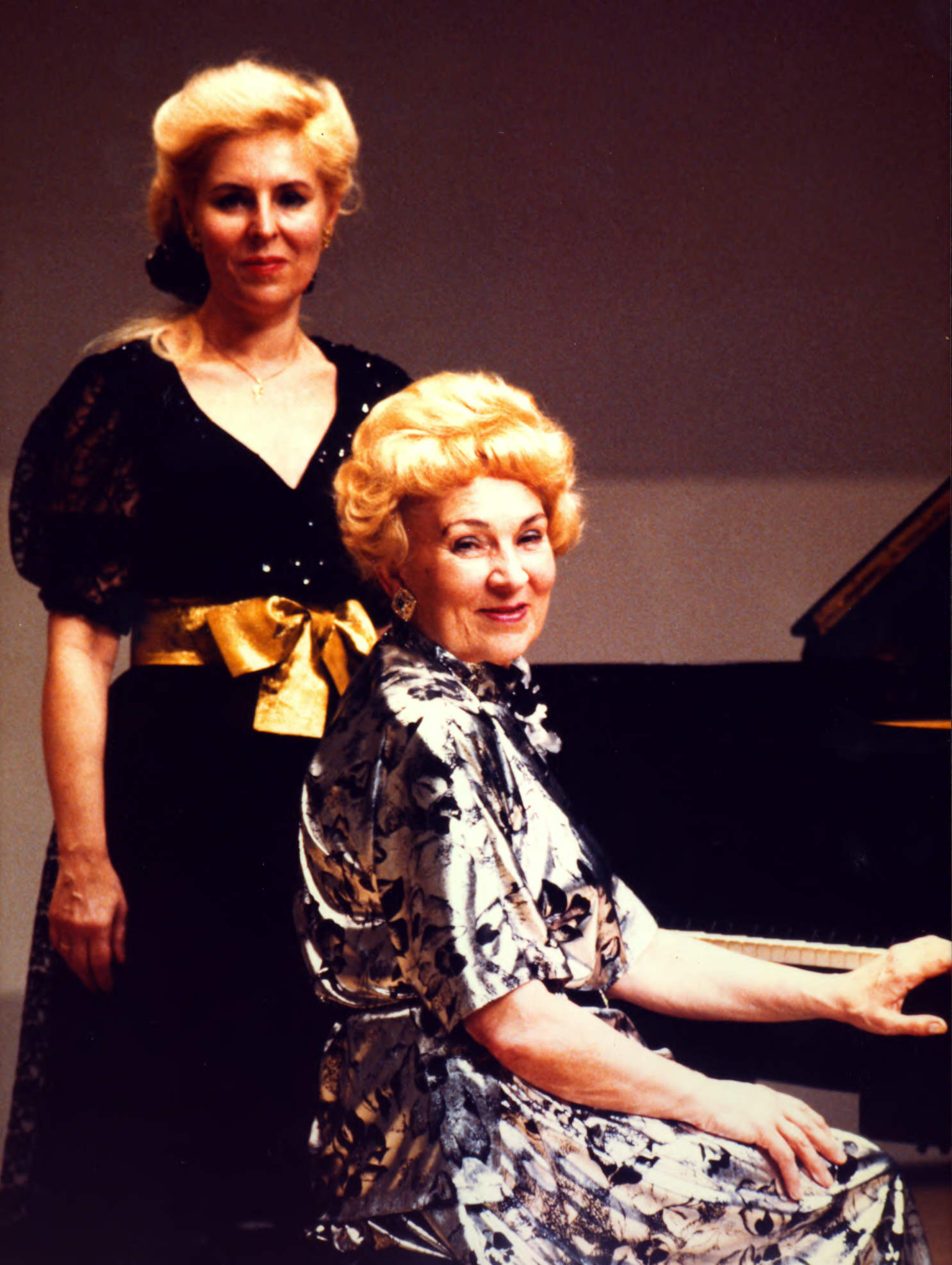 Halina Czerny-Stefańska i Elżbieta Stefańska