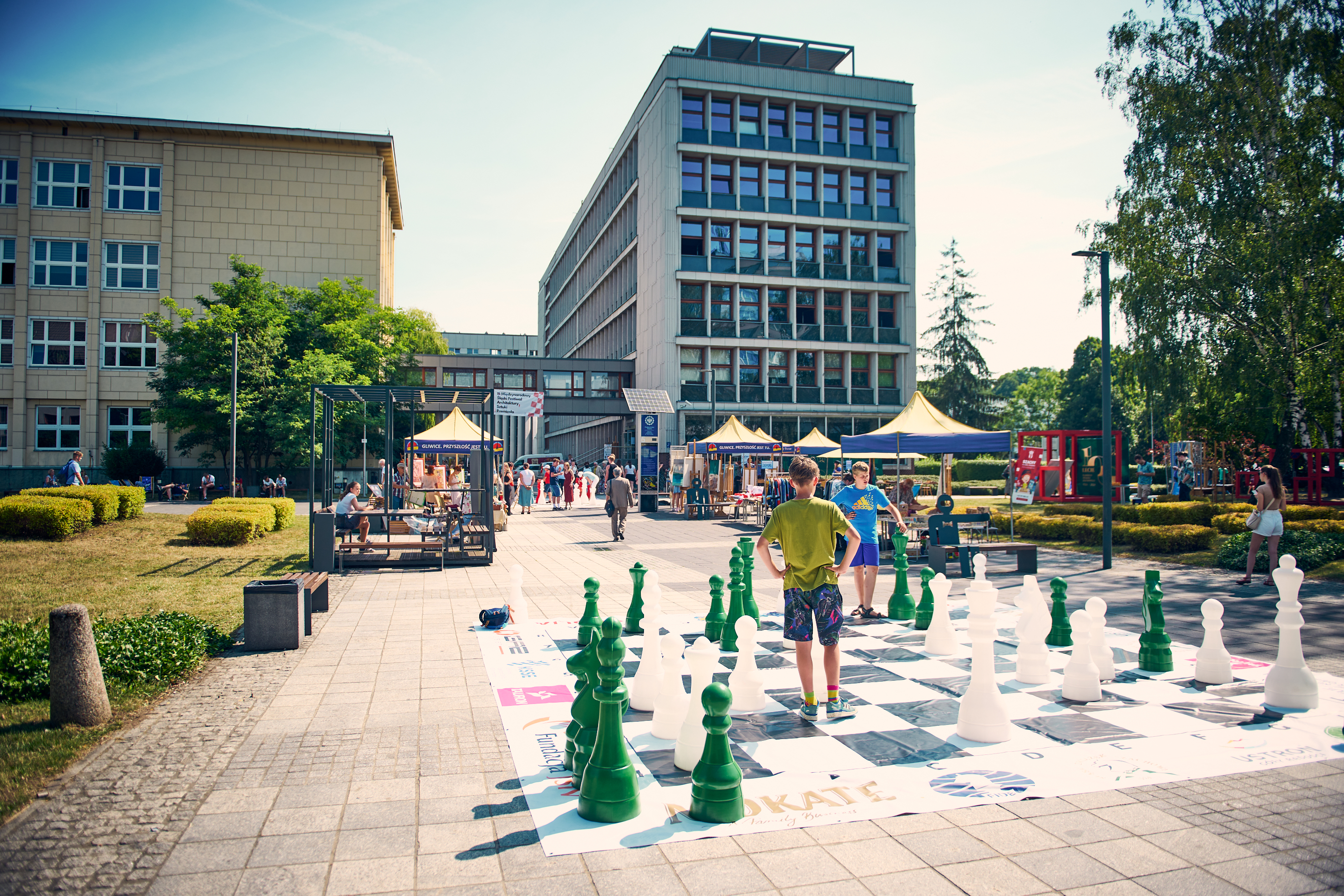 Plac kampusu i Wydział Architektury