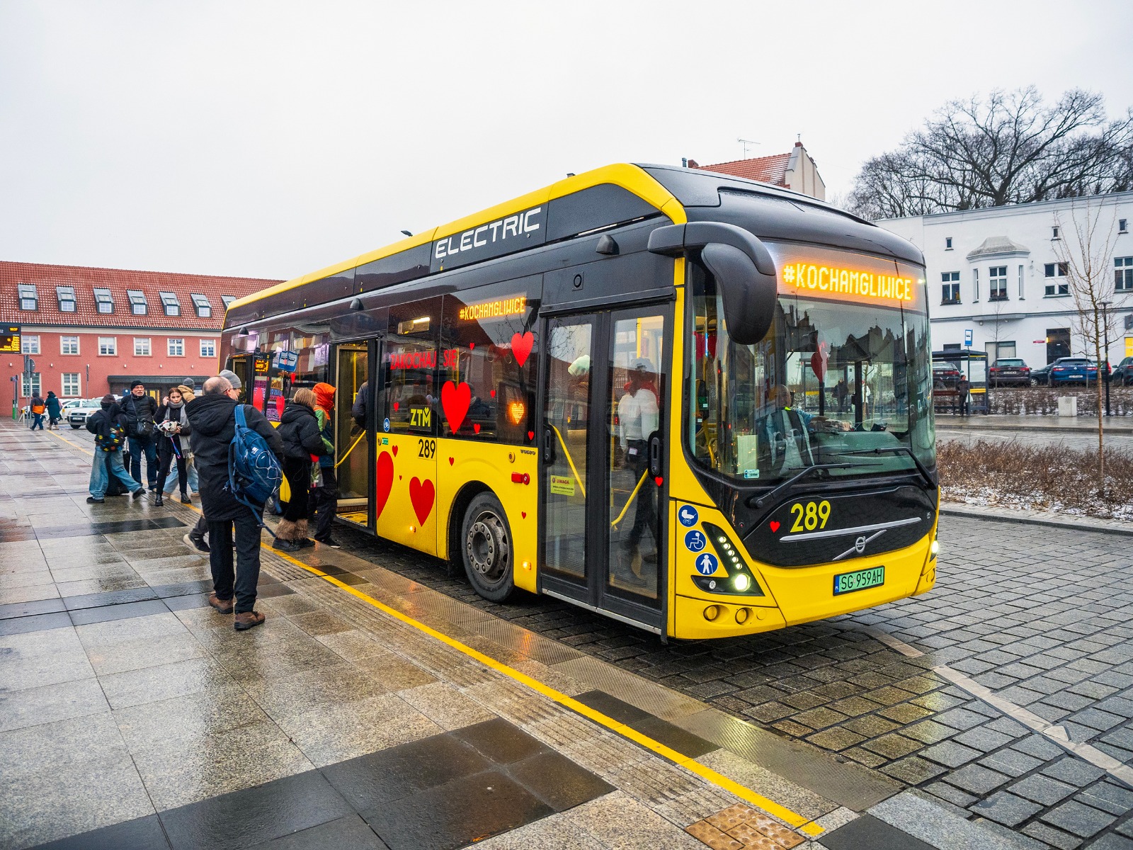 Fot. G.Ożga/UM Gliwice Autobus i ludzie