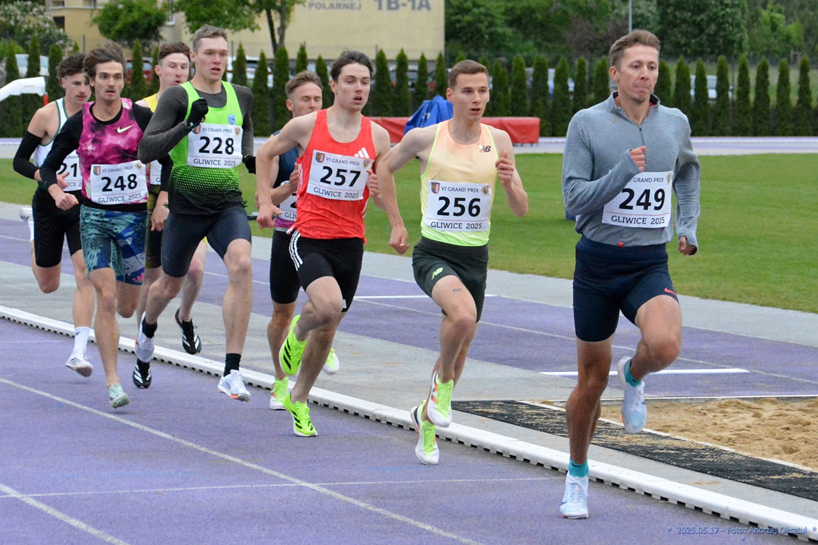 Mateusz Borkowski w biegu na 600 metrów