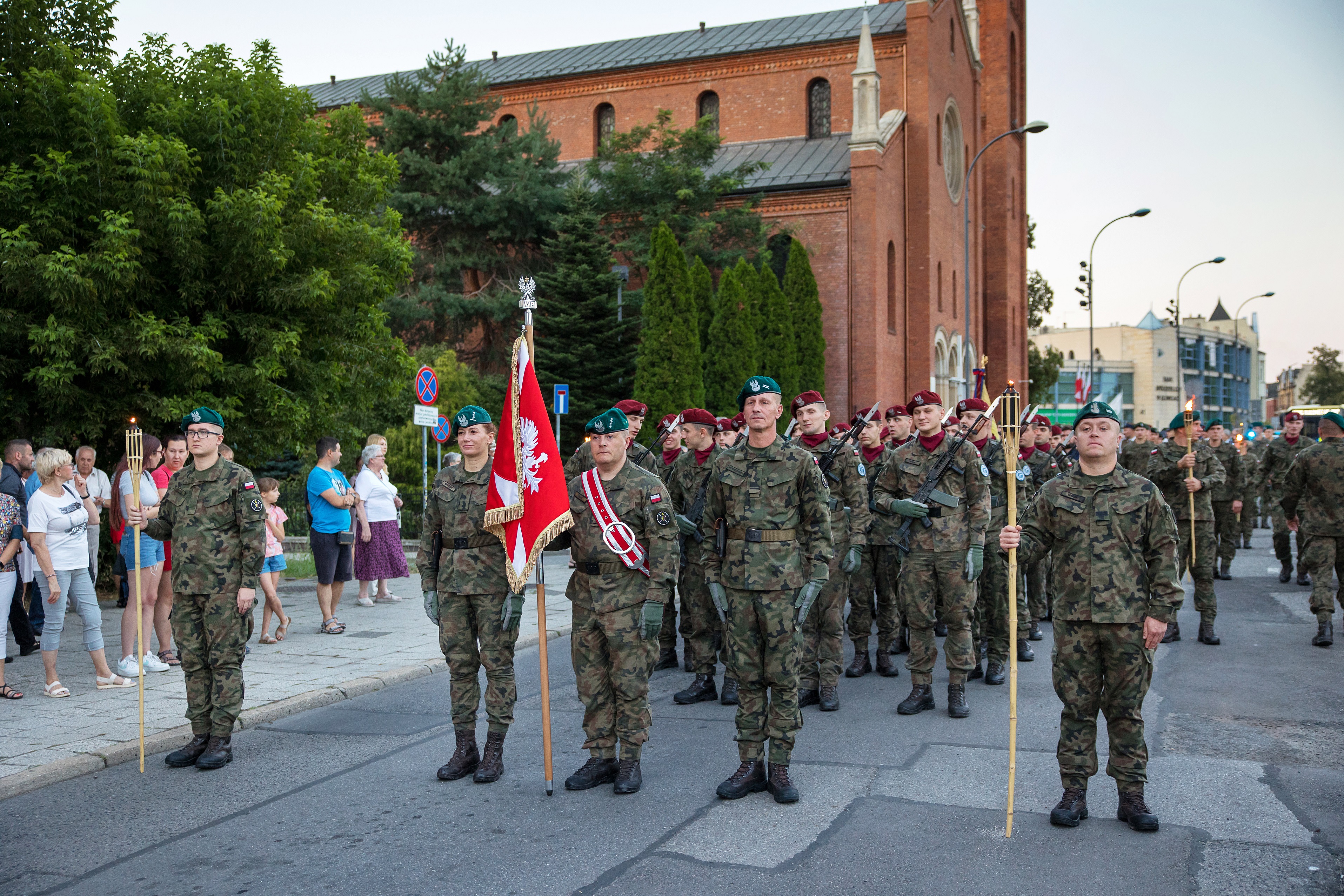 Żołnierze gotowi do defilady