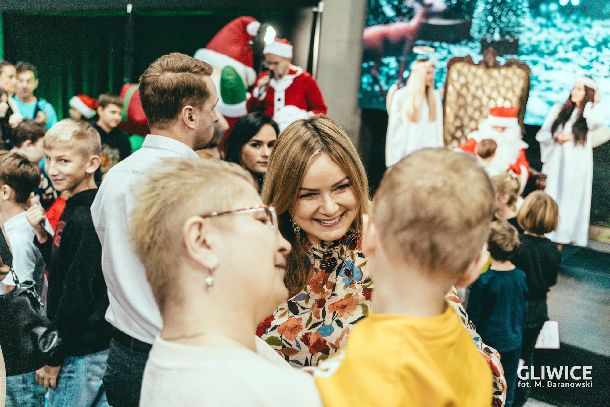 prezydent Gliwic Katarzyna Kuczyńska-Budka i dziecko