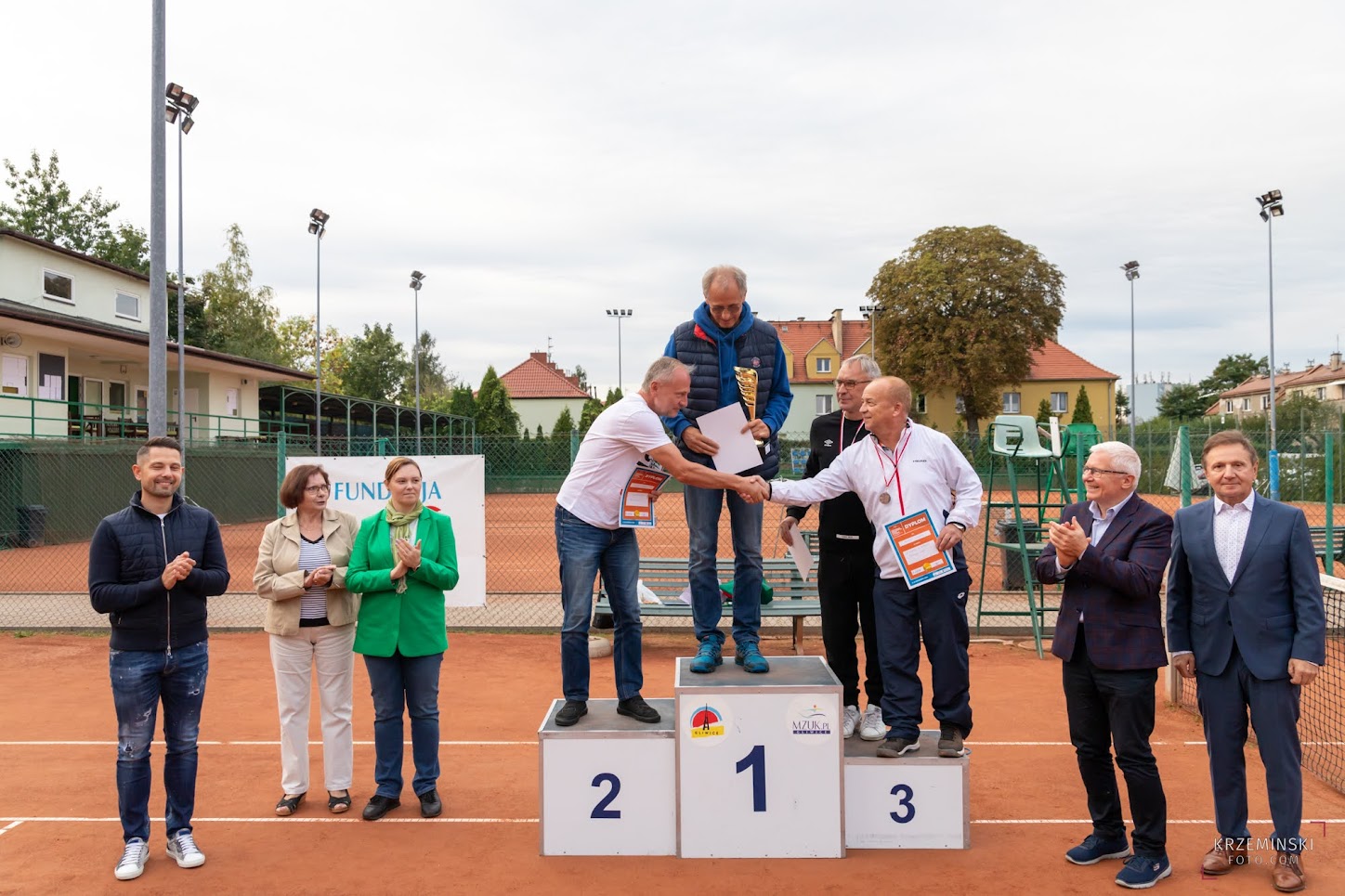 Fot. K.Krzemiński rozdanie nagród na kortach