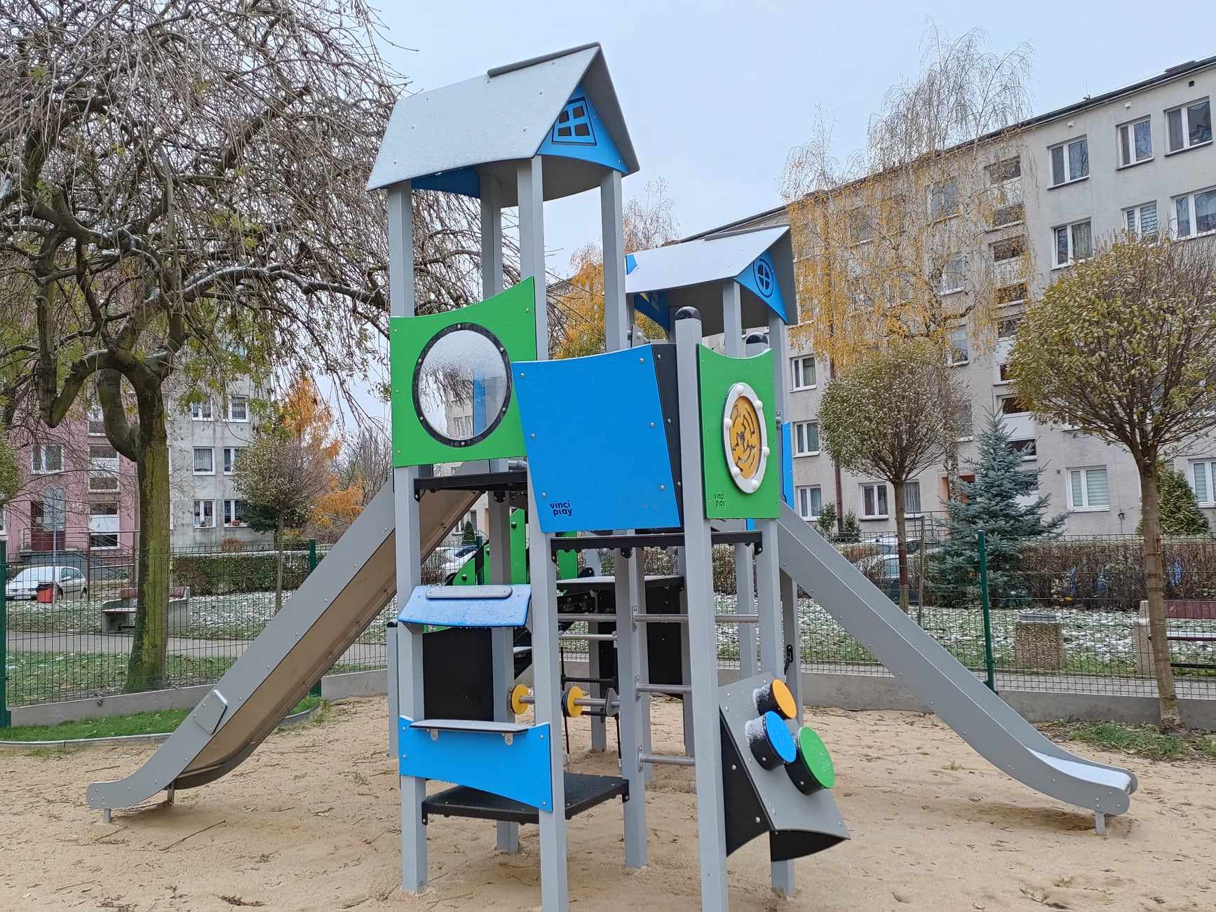 plac zabaw przy ul. Szarych Szeregów