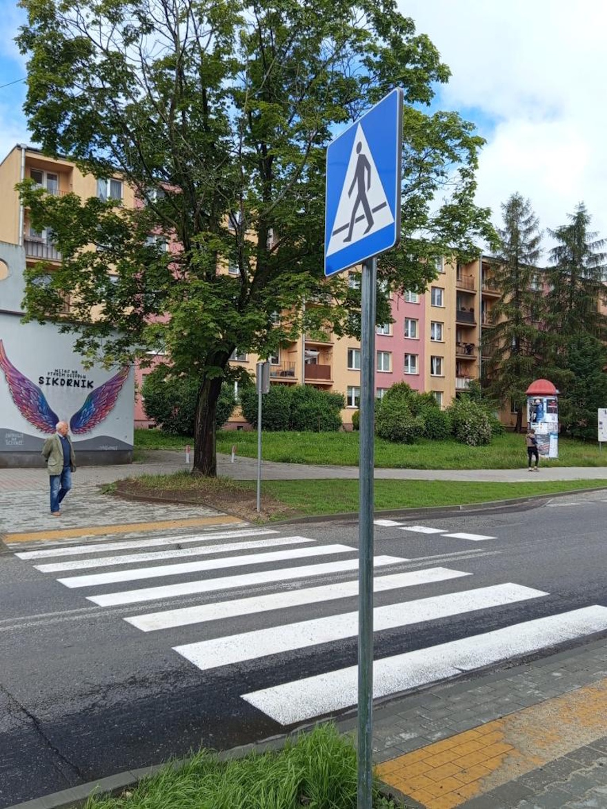 Mieszkańcy Sikornika mogą już korzystać z nowego przejścia dla pieszych przy ul. Czapli, w rejonie skrzyżowania z ul. Czajki