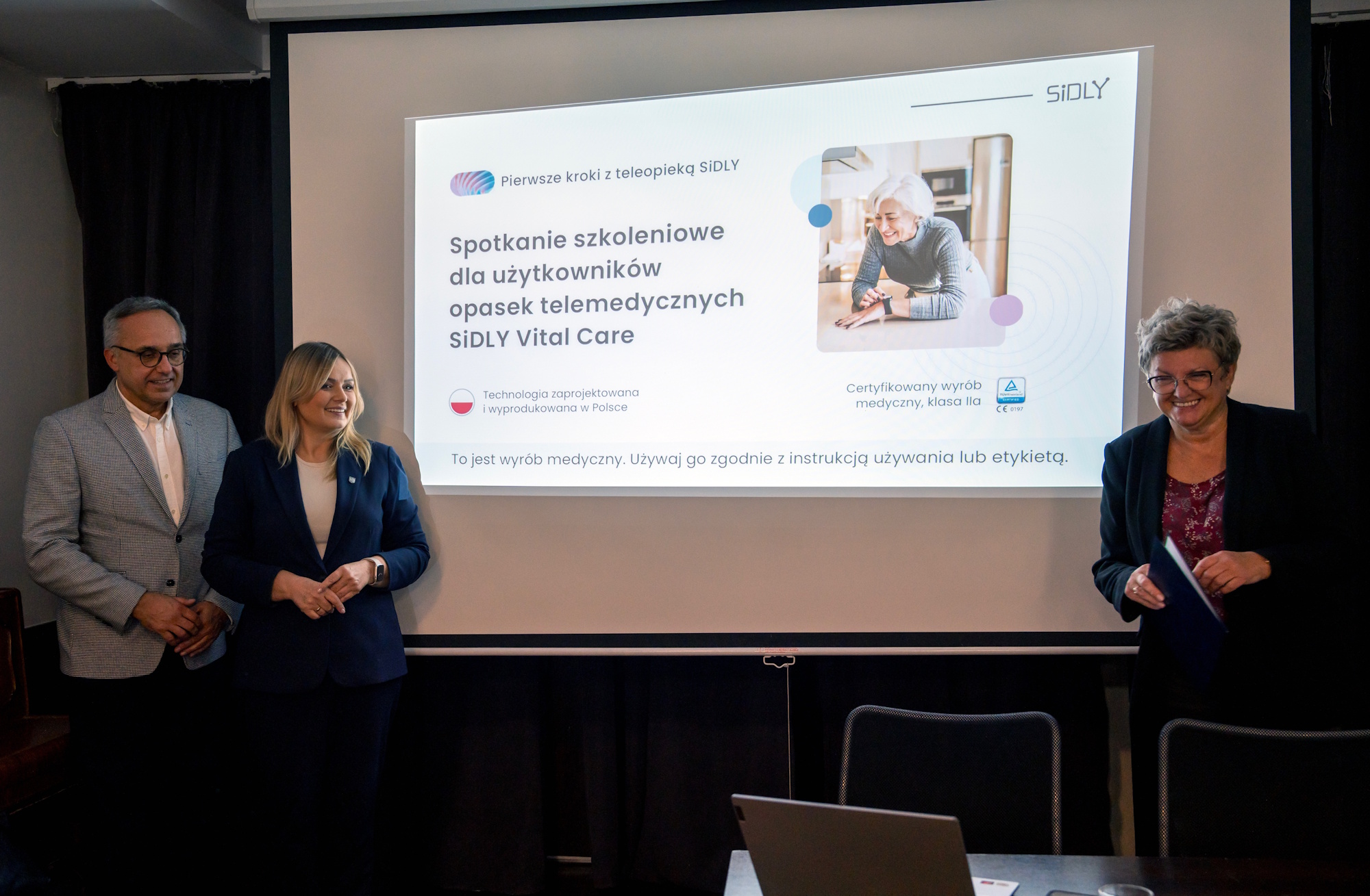 Gliwice inwestują w bezpieczeństwo seniorów. Te inteligentne zegarki – opaski mogą uratować życie