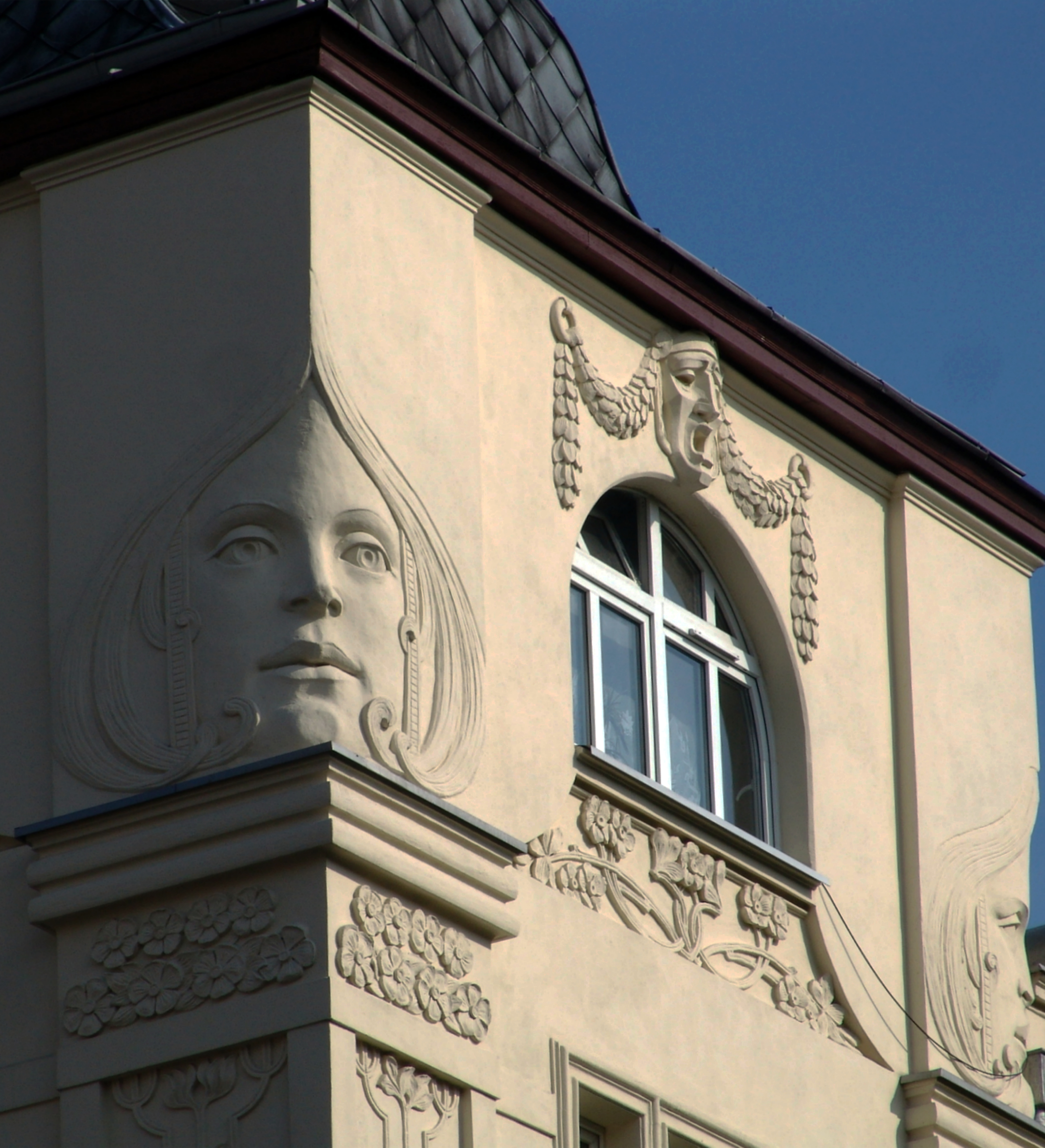 Kamienica przy ul. Częstochowskiej 15
