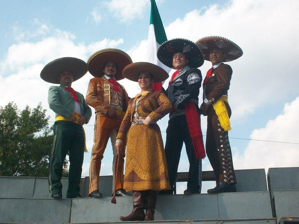Beskidzko-meksykański folklor pod Zamkiem