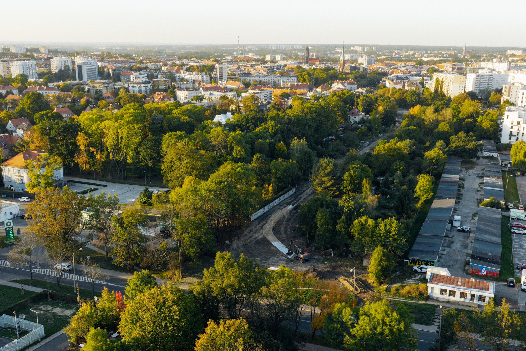 Pierwsze dwa odcinki Alei Noworybnickiej, zgodnie z dotychczasowym harmonogramem, mają być gotowe jeszcze w tym roku.