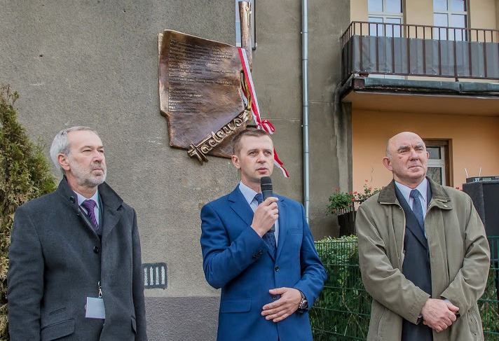 Pielęgnujmy pamięć o Różewiczu